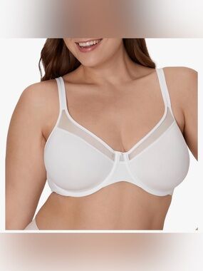 (4) NWT Bali White Underwire Seamless T-Shirt Bra